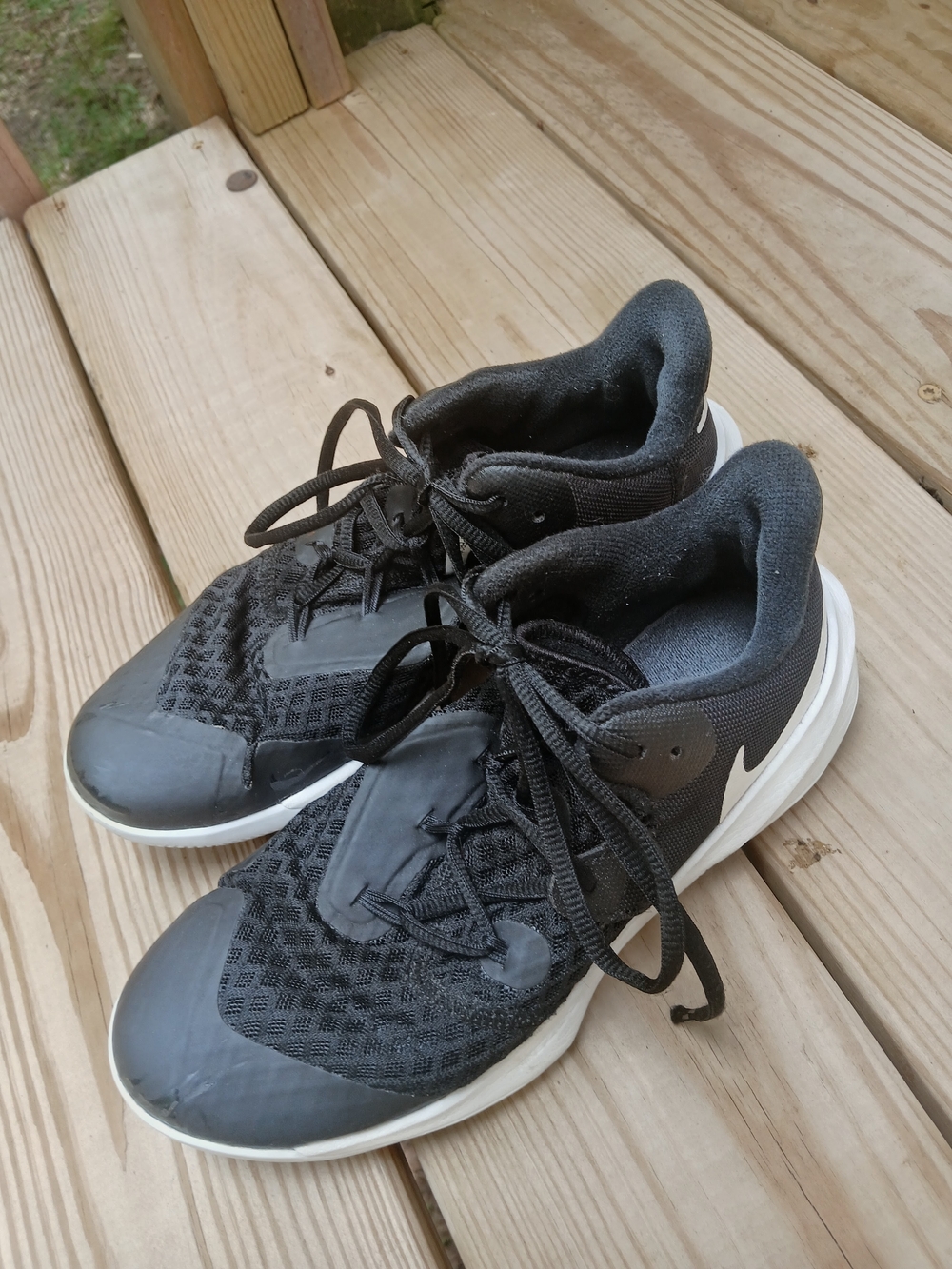 Nike Black and White Men's Running Sneakers